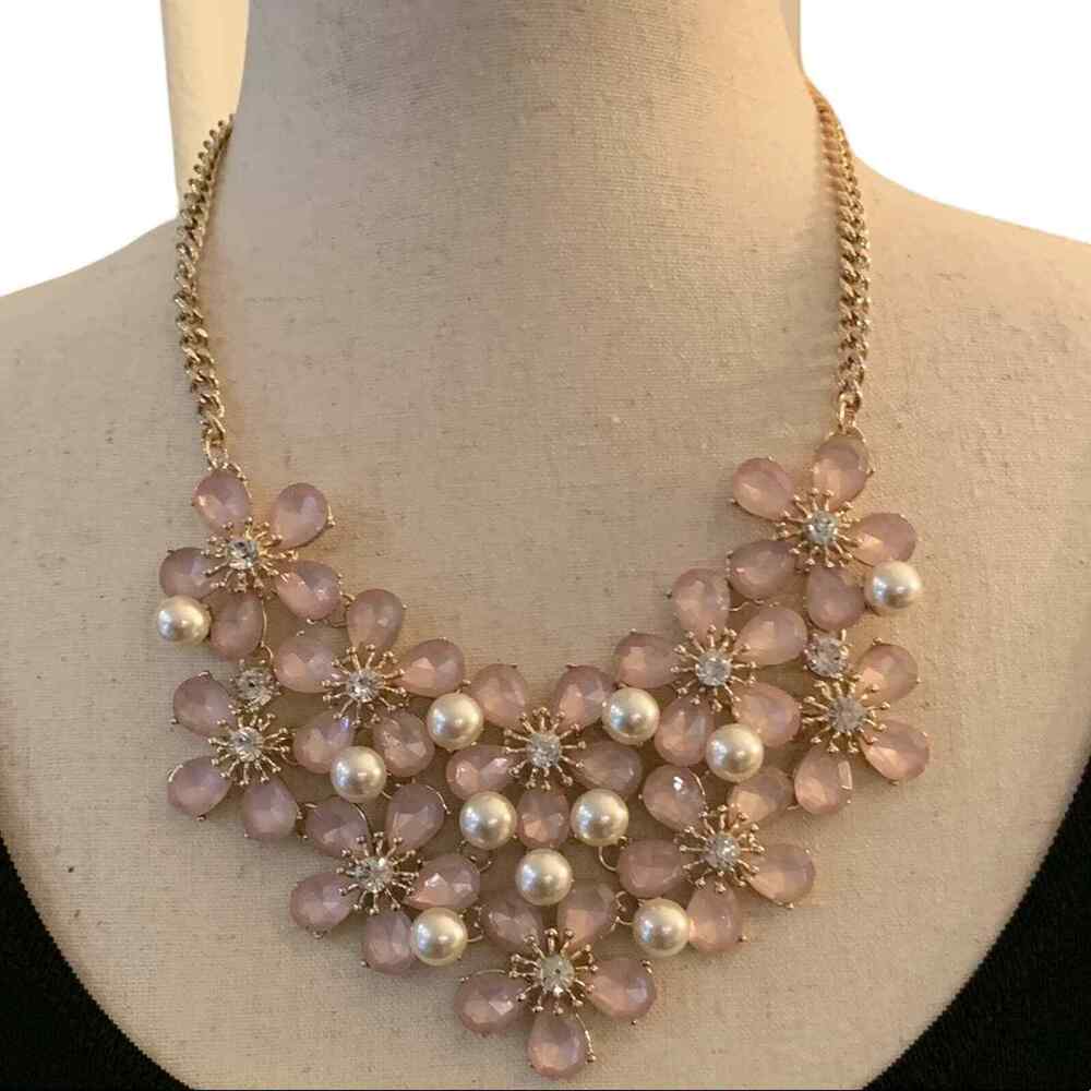 Pink shell and pearls‎ flower cluster 2 row necklace. 16”